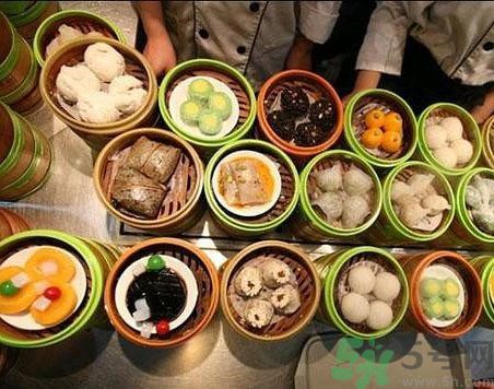 早餐吃面還是包子比較好？早餐吃包子和面健康嗎？