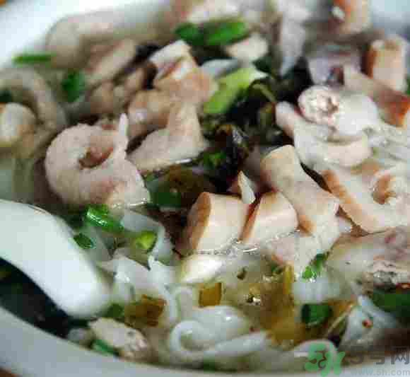 早餐吃面還是包子比較好？早餐吃包子和面健康嗎？