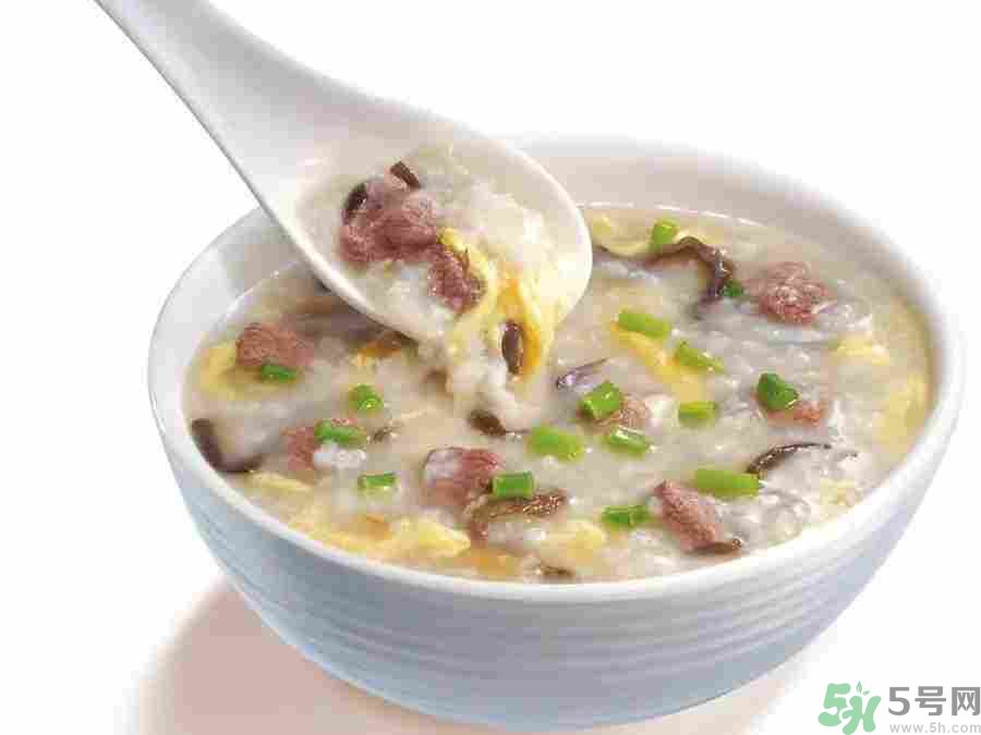 早餐吃面還是包子比較好？早餐吃包子和面健康嗎？