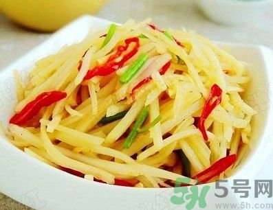 土豆皮變綠還可以吃？土豆發(fā)青吃了會(huì)中毒嗎？