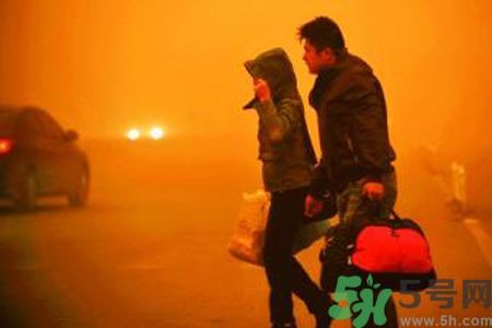 沙塵暴逼近北京到哪里了？遇到沙塵暴怎么辦？