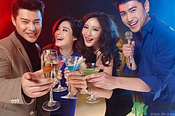 喝酒怎樣才能不傷身？飲酒要注意些什么？