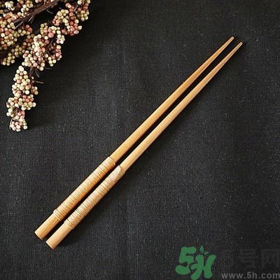 筷子要多久換一次才好？怎么用筷子最健康？