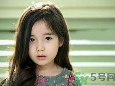 13歲新娘嫁16歲丈夫后懷孕 稱婚姻并非強(qiáng)迫是怎么回事？