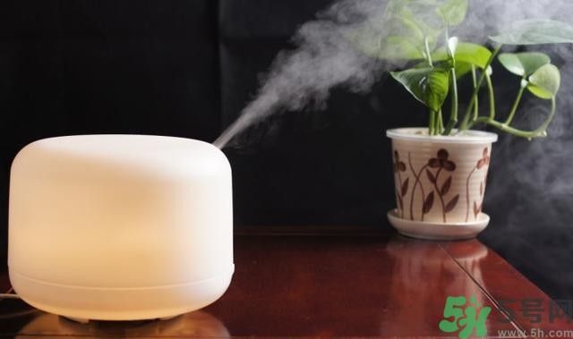加濕器不適合什么人用？使用加濕器要注意些什么？