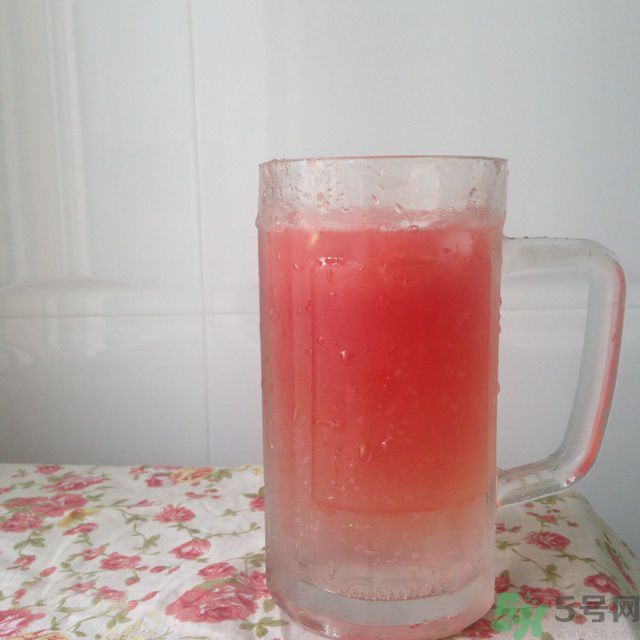 西瓜搭配什么水果榨汁好喝？西瓜的另類(lèi)吃法有哪些？