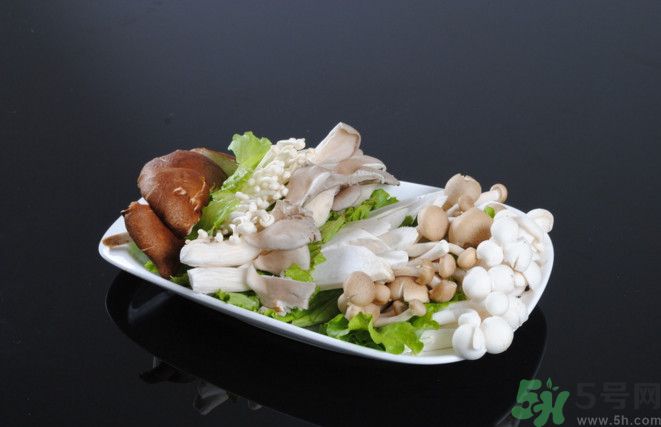 蘑菇能生吃嗎？蘑菇生吃會中毒嗎？
