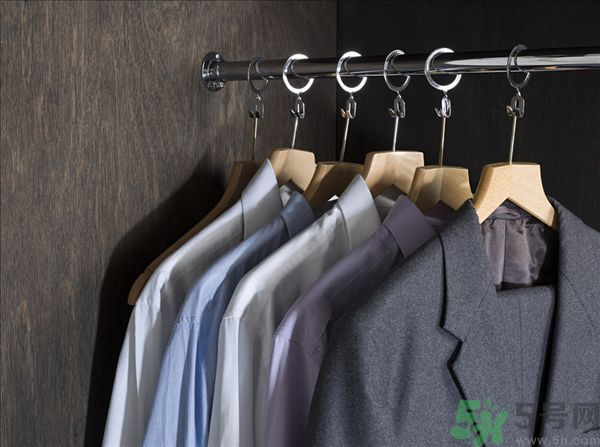 什么面料不容易皺？如何挑選不易皺的衣服？