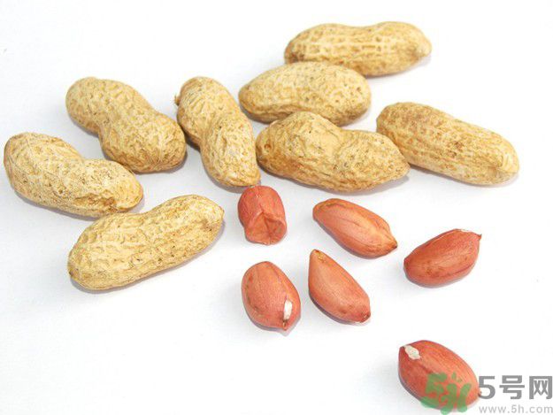 花生可以美白牙齒嗎？怎么用花生美白牙齒？