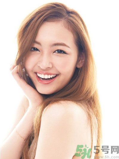 花生可以美白牙齒嗎？怎么用花生美白牙齒？