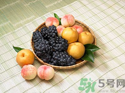 桃子和梨子能一起吃嗎？桃子和梨子一起吃好嗎？