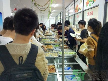 高校10元自助餐有什么？高校10元自助餐怎么樣？