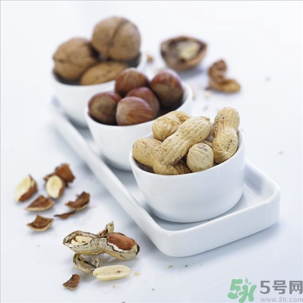 吃堅(jiān)果有什么好處？吃堅(jiān)果要注意什么？