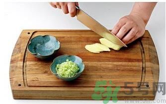 白切雞怎么入味？白切雞怎么做好吃？