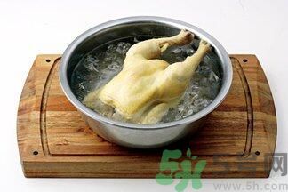 白切雞怎么入味？白切雞怎么做好吃？