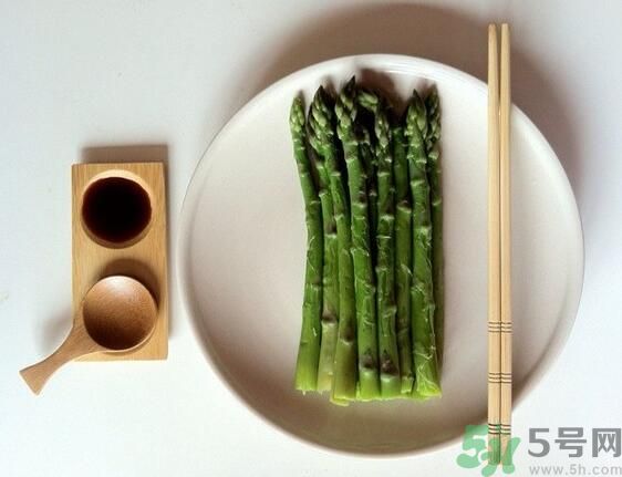 吃蘆筍有什么好處？蘆筍有什么營養(yǎng)價(jià)值？