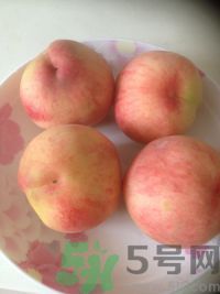 寶寶可以吃桃子嗎？寶寶吃桃子好不好？