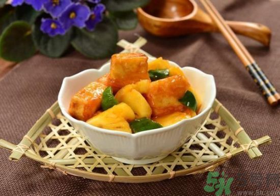 菠蘿做什么菜好吃？菠蘿可以做什么菜？