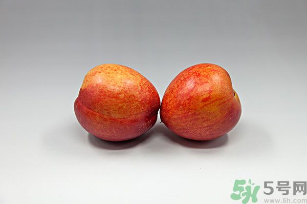 咳嗽能吃桃子嗎？咳嗽吃桃子好嗎？