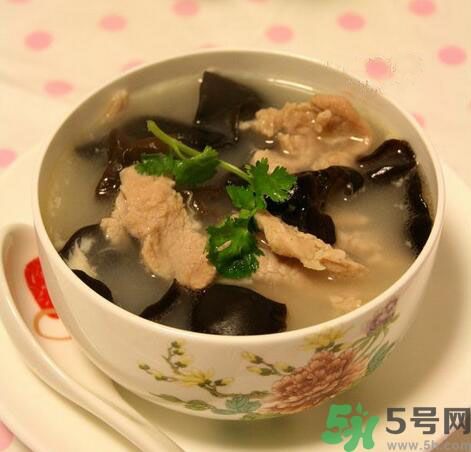 喝啤酒之后可以喝奶茶嗎？喝啤酒之后喝奶茶好嗎？