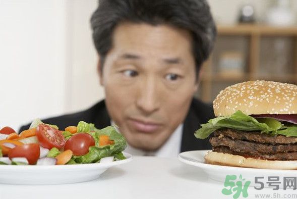 健身前后吃牛肉哪個(gè)部位好？健身前后吃牛肉什么部位好？