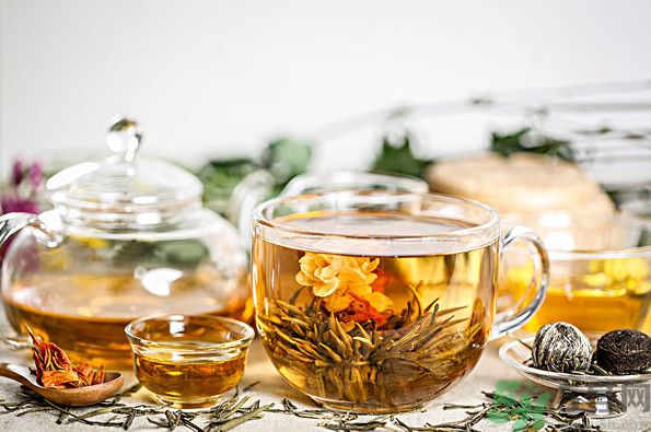 茉莉花綠茶加苦瓜能減肥嗎？茉莉花和苦瓜泡水喝嗎？