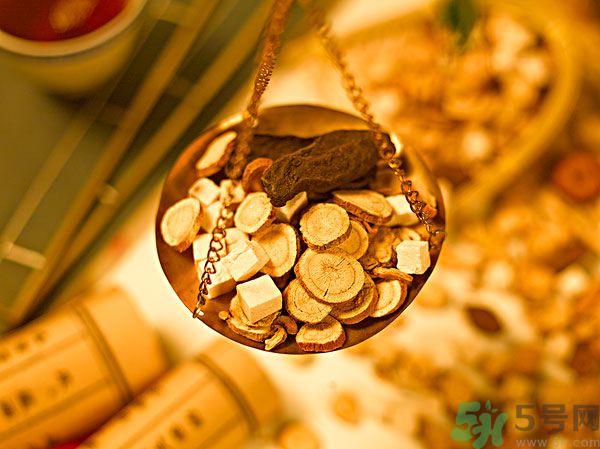 茯苓和苦丁茶能一起泡嗎？茯苓可以和苦丁茶一起喝嗎？