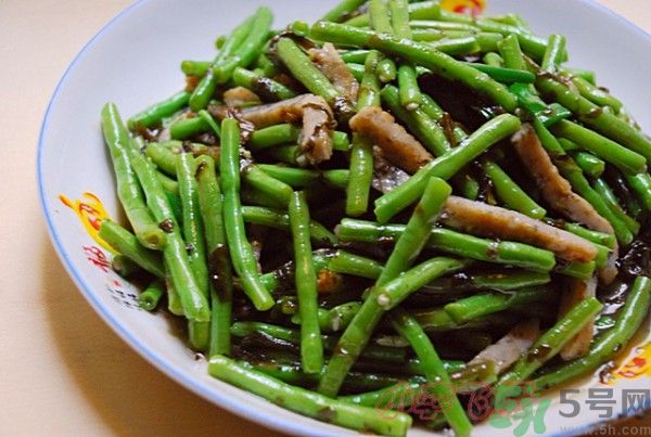 豆角沒(méi)熟可以吃嗎？吃沒(méi)熟的豆角會(huì)中毒嗎？