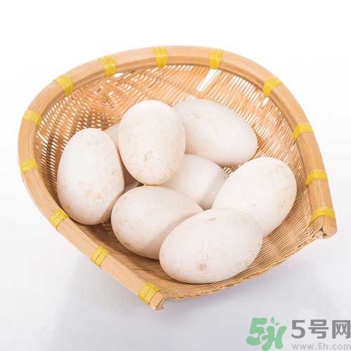 鵝蛋和鴨蛋哪個(gè)好？鵝蛋和鴨蛋哪個(gè)清火效果好？
