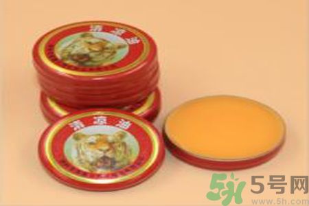 清涼油可以去痘痘嗎？清涼油怎么去痘痘？