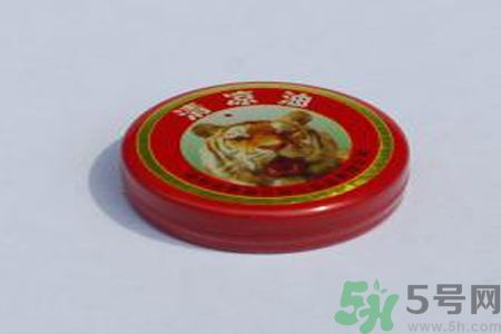 清涼油可以治感冒嗎？清涼油怎么治感冒？