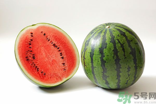 西瓜放冰箱可以放幾天？西瓜放冰箱隔夜能吃嗎？