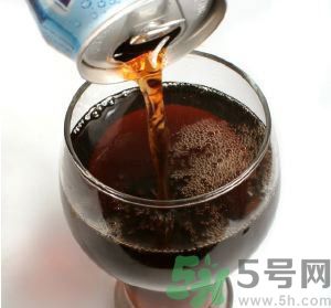 喝可樂治腎結(jié)石嗎？腎結(jié)石可以喝可樂嗎？