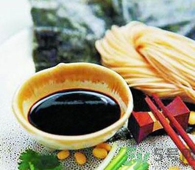 夏天醬油要不要放冰箱？醬油可不可以放冰箱？