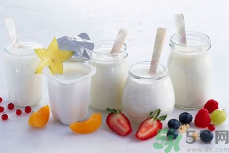 喝酸奶胃疼是為什么？喝酸奶為什么會(huì)胃疼？