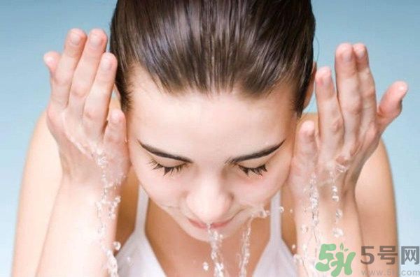 海鈺珍珠海藻柔膚水怎么樣？海鈺珍珠海藻柔膚水好用嗎？