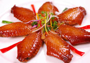嗓子發(fā)炎可以喝可樂(lè)嗎？嗓子發(fā)炎喝可樂(lè)會(huì)怎么樣？