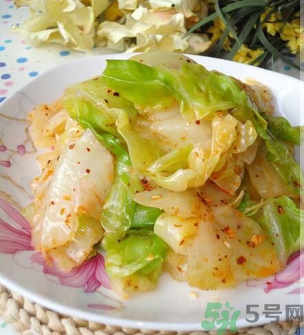 包菜可以生吃嗎？包菜可以涼拌嗎？