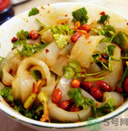 自己在家怎么做涼皮？家常涼皮怎么做？