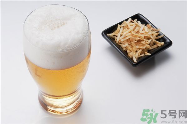 喝啤酒尿多是什么原因？喝啤酒尿多是不是腎不好？