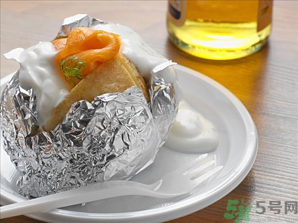 腎結(jié)石能喝冰啤酒嗎？腎結(jié)石喝啤酒好嗎？