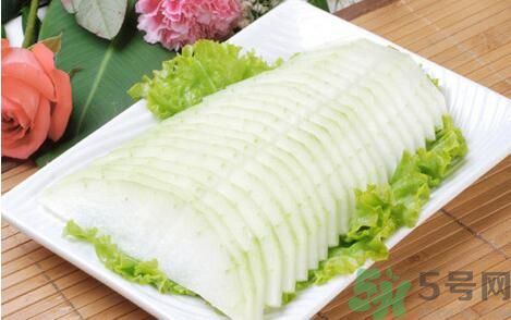 經(jīng)期可以吃冬瓜嗎？經(jīng)期吃冬瓜會(huì)不會(huì)肚子痛？