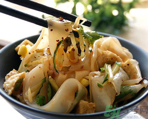 流產(chǎn)了能吃涼皮嗎？流產(chǎn)后吃涼皮會(huì)怎么樣？