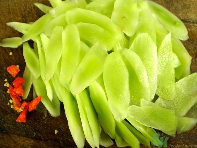 萵筍是涼性的嗎？萵筍是涼性的還是熱性的？