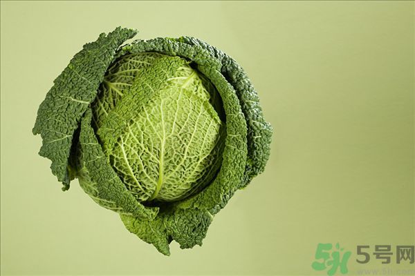 包菜外面爛了還能吃嗎？包菜里面有花可以吃嗎？