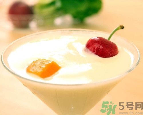 哈密瓜可以和酸奶一起吃嗎？哈密瓜能和酸奶同食嗎？