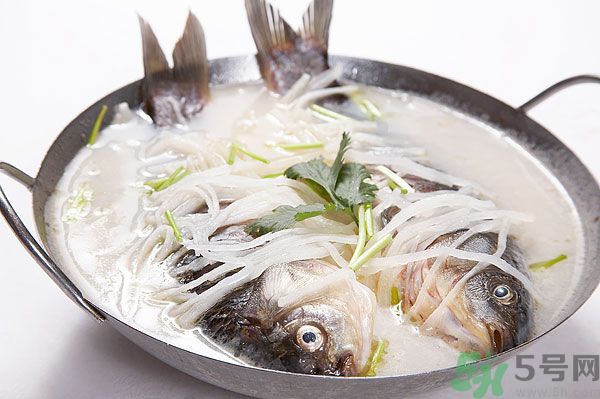 包菜能和魚一起吃嗎？魚可以和包菜一起吃嗎？