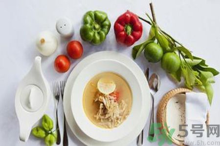 夏天吃什么養(yǎng)胃？夏天養(yǎng)胃要注意什么？