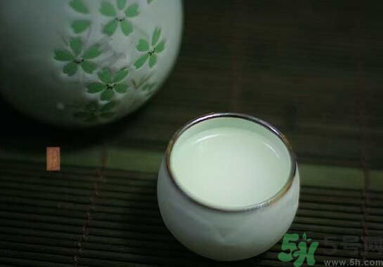 菖蒲酒怎么泡？怎樣自制菖蒲酒？