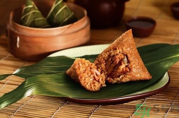 熟粽子泡在水里會(huì)壞嗎？熟粽子為什么要泡在水里？